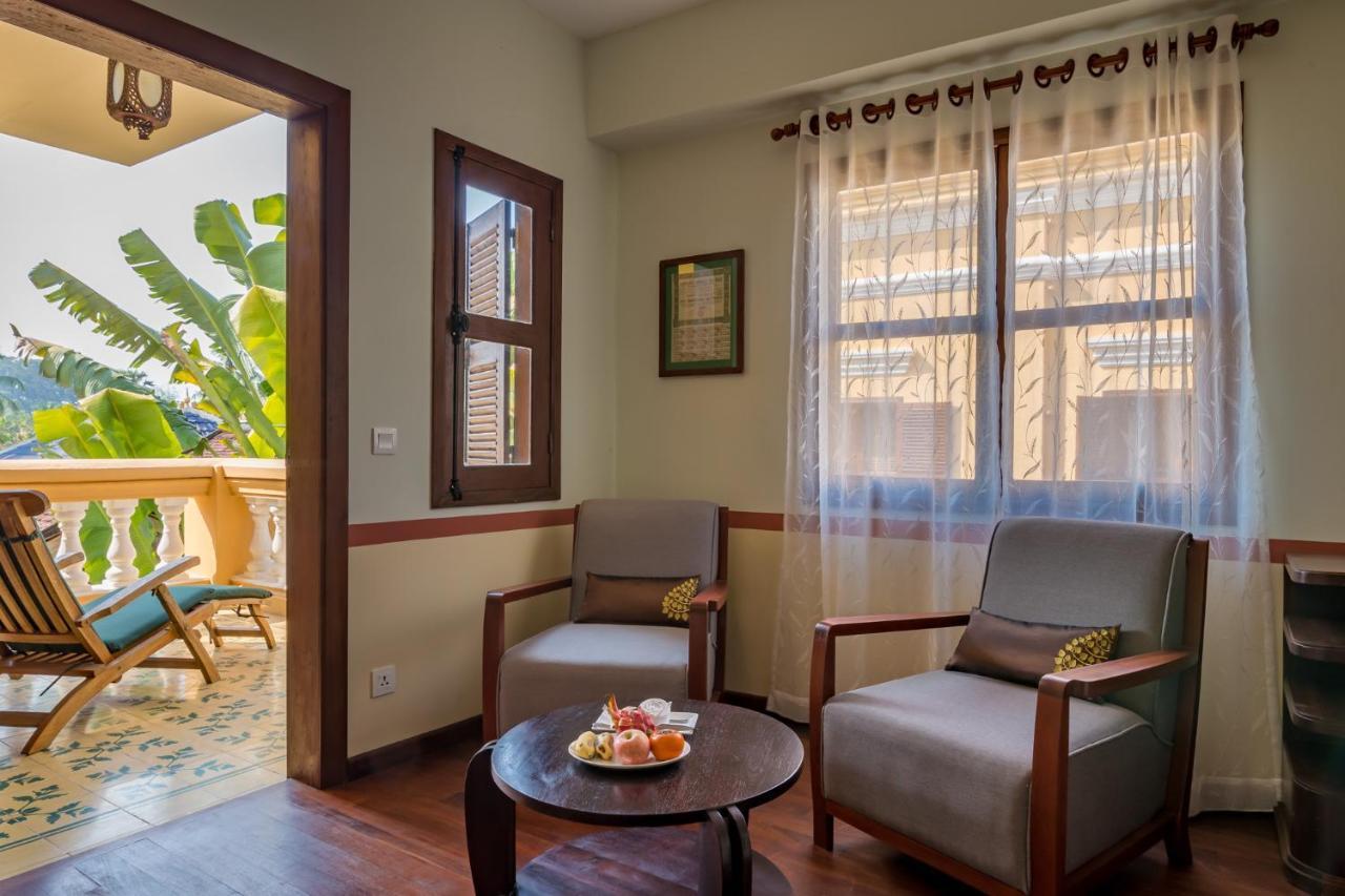Le Relais De Chhlong Hotel Kratie Exterior photo