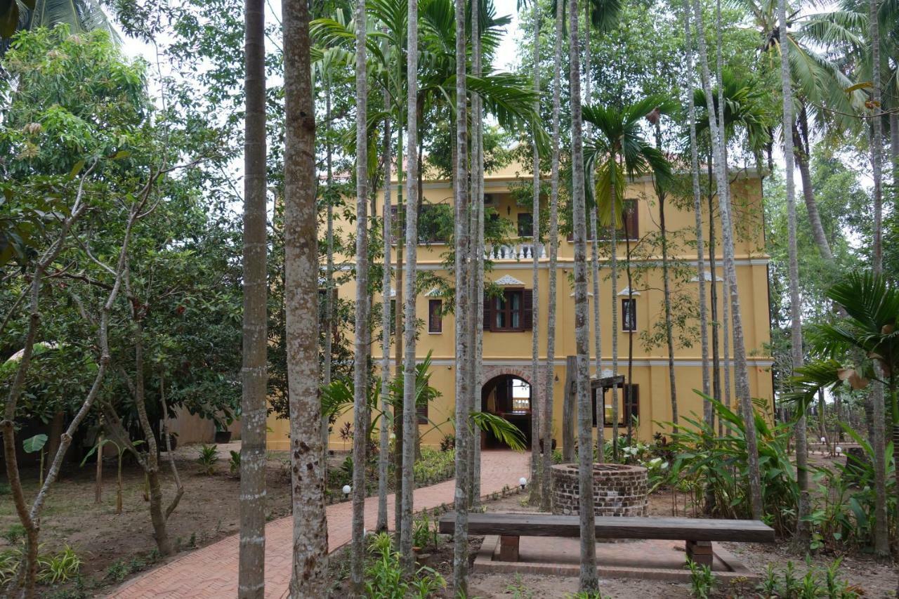 Le Relais De Chhlong Hotel Kratie Exterior photo